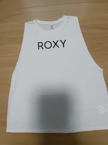 록시 ROXY 화이트 탱크탑 루즈한 사이즈 헬스장 요가 필라테스