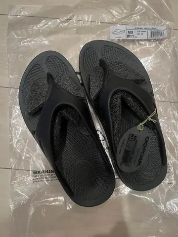 OOFOS 블랙 비치 샌들 28cm