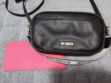GUY LAROCHE 블랙 가죽 숄더백 지갑 포함