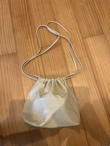 현대적인 직조 / 양털 모음 버킷