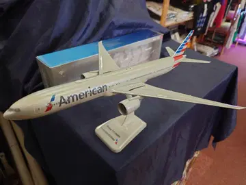 hogan 1/200 아메리칸 항공 Boeing777-300ER