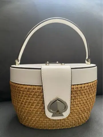 Kate Spade 바스켓백 화이트/베이지