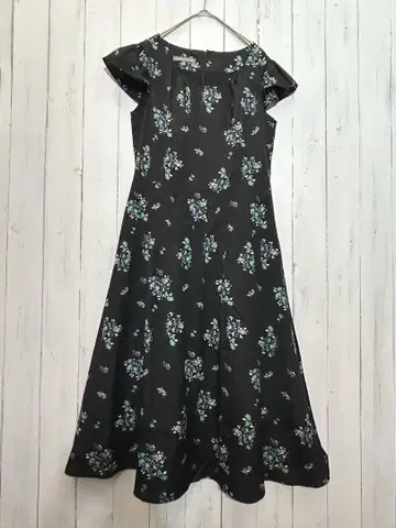 LAURA ASHLEY 로라 애슐리 플라워 프린트 플레어 원피스