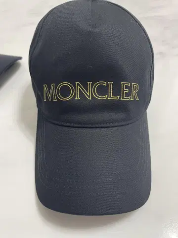 몽클레어 네이비 야구 모자