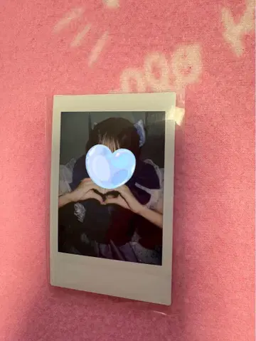 마스다 아야노 폴라로이드 해파리 의상