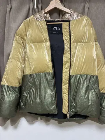 자라 골드 카키 다운 자켓