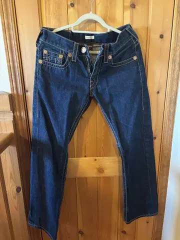 True Religion 다크 블루 스트레이트 데님 31인치