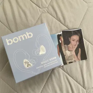 ILLIT bomb MERCH ver. 이어폰 개봉 완료
