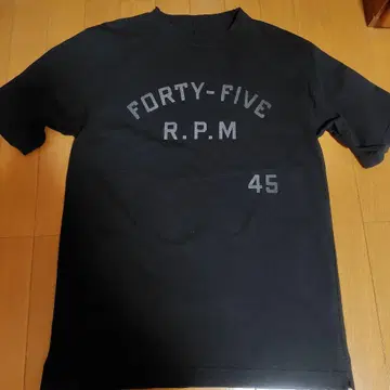 45rpm 티셔츠 블랙