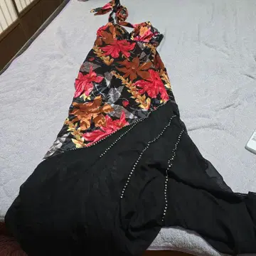 꽃무늬 맥시 드레스