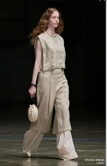 HYKE Linen cropped top 베스트 뷔스티에