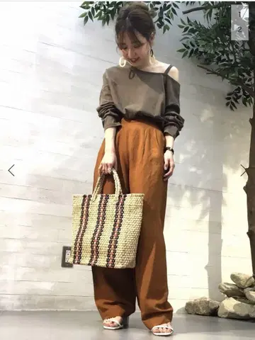 미사용 새상품 스픽&스팬 린넨 레이온 이지 팬츠 36