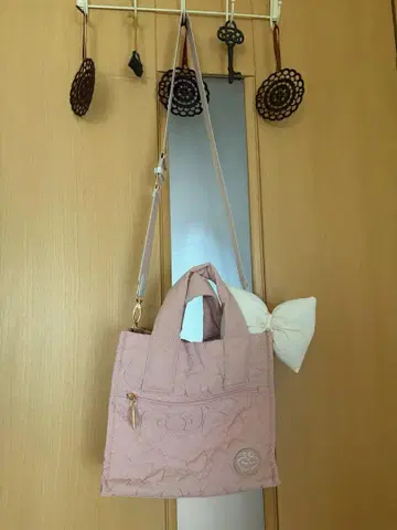 미사용 핑크 리본 무늬 퀼팅 키티 숄더 토트백