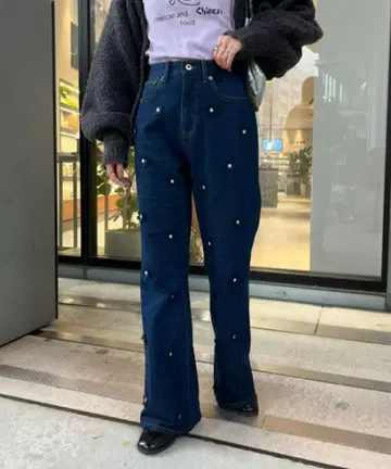 HELLO.SANFRANCISCO 플라워 모티브 플레어 데님