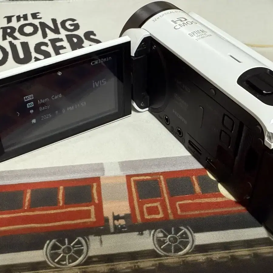 Canon　iVIS HF R52　ホワイト CANON iVIS HF R52 価格比較 - 価格.com