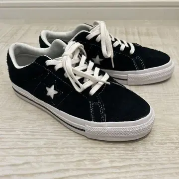 CONVERSE ONE STAR 척 테일러 블랙 스니커즈