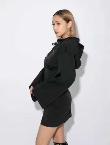 meltthelady 뷔스티에 저리 원피스 블랙