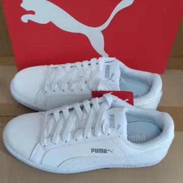 미사용 새상품 PUMA 푸마 스매시 백 스니커즈 화이트 22.5