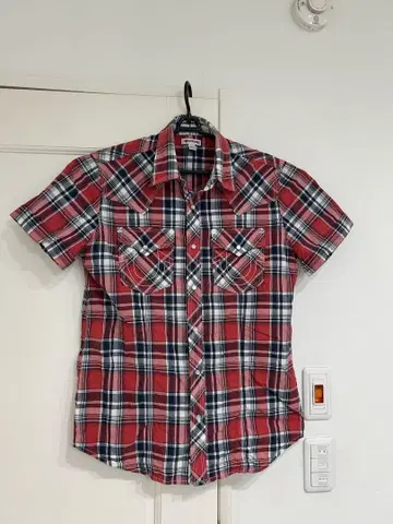 TRUE RELIGION 빨강과 파랑 체크 반팔 셔츠 L 사이즈