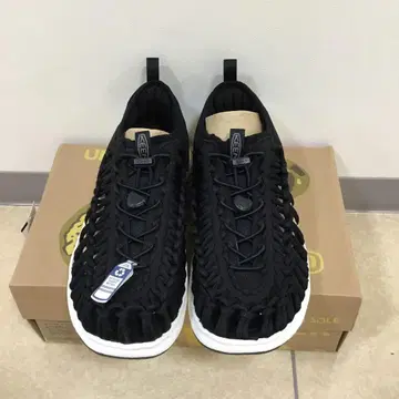 (새상품) 킨 27cm 유니크 KEEN O3 샌들 남성용 101409