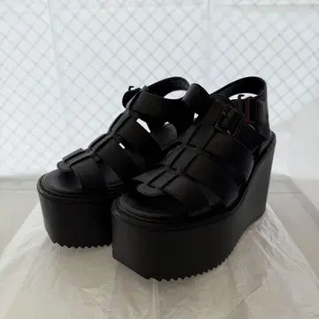 SLY PLATFORM GLADIATOR 샌들