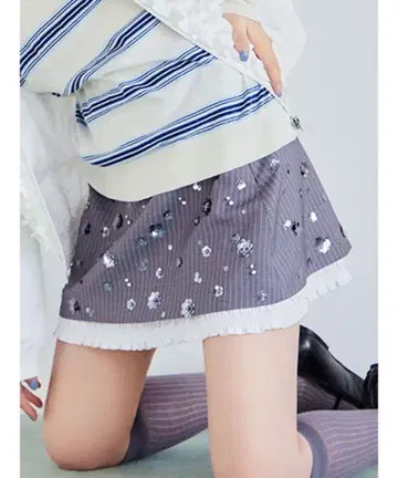 [L.B CANDY STOCK] 플라워 비쥬 미니 스커트