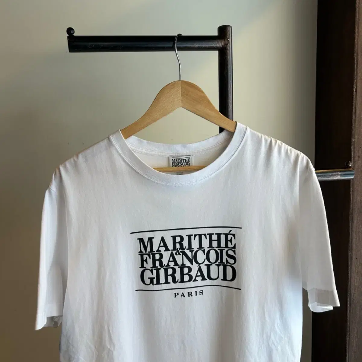 ♥MARITHE ♥CLASSIC LOGO TEE MUSINSA | MARITHÉ CLASSIC LOGO TEE khaki beige