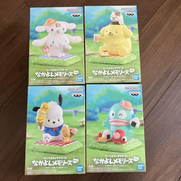 산리오 캐릭터즈 Sanrio 나카요시 메모리즈 피규어 세트