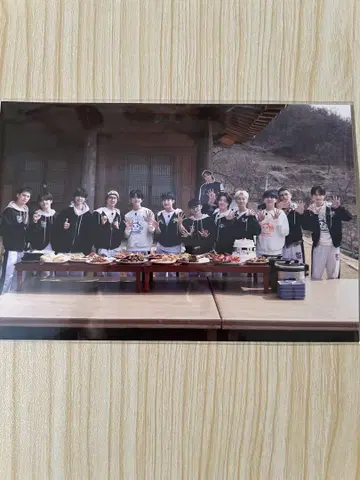 NANA bnb with SEVENTEEN 조거 팬츠 엽서