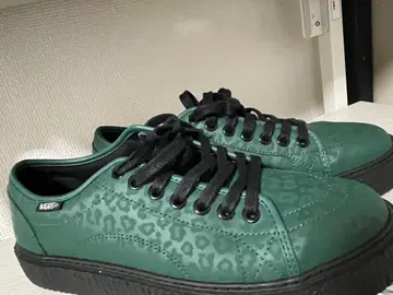 Vans 그린 레오파드 무늬 스니커즈