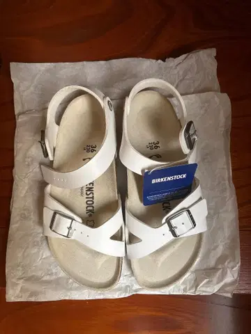 BIRKENSTOCK Rio 화이트 샌들 36 사이즈