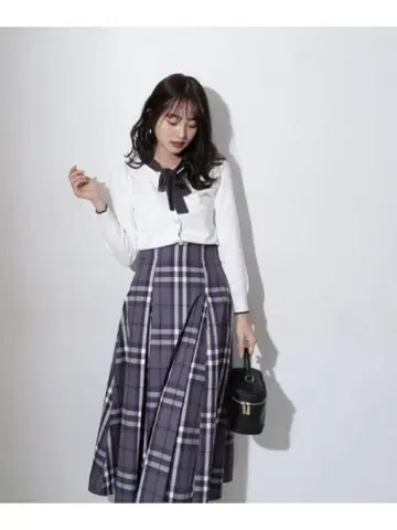 플레어 체크 스커트 PROPORTION BODY DRESSING
