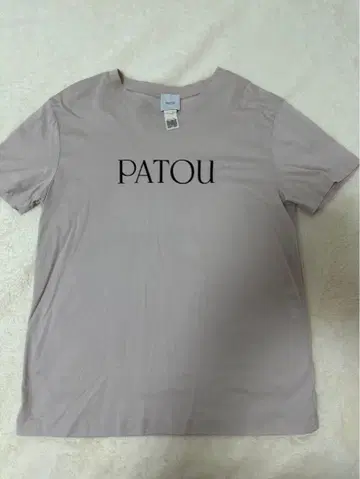 새상품급 PATOU 베이지 반팔 티셔츠 L 사이즈
