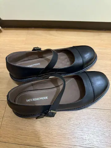 SATURDAYMODE 블랙 멜리 제인 신발