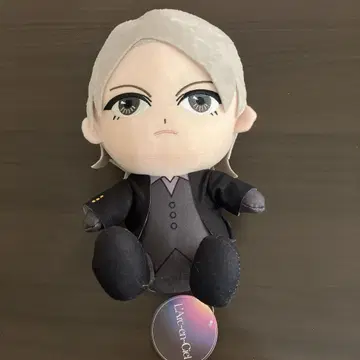 L'Arc~en~Ciel 앉은 봉제 인형 hyde 씨