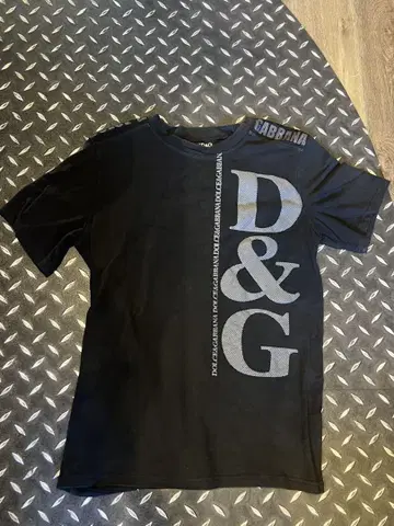 D&G 블랙 티셔츠 L