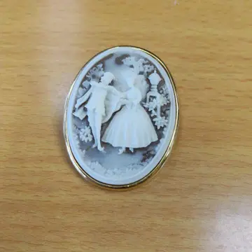 카메오풍 브로치 타원형 펜던트 탑