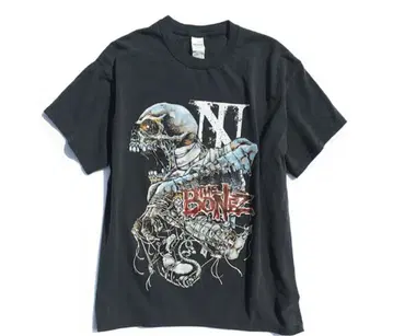 THE BONEZ 티셔츠