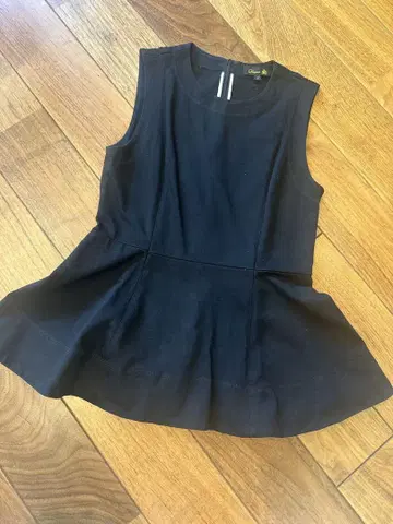 Drawer 블랙 슬리브리스 탑 사이즈 1