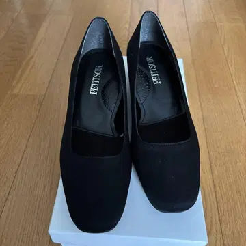 쁘띠 소아르 PETITSOIR 23cm 블랙 포멀 펌프스