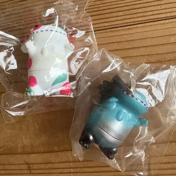 VAG box 바이런 Baby 가챠 2개 세트
