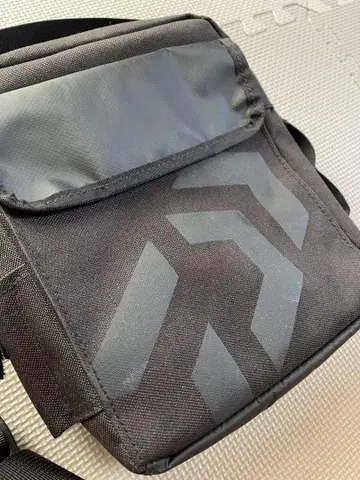 Daiwa 숄더 파우치