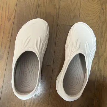 크록스 베이지 에코 웨이브