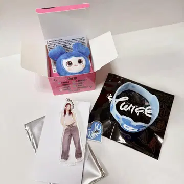 TWICE 쯔위 아크릴 스탠드 참 러버 밴드 봉제 인형 반지 세트