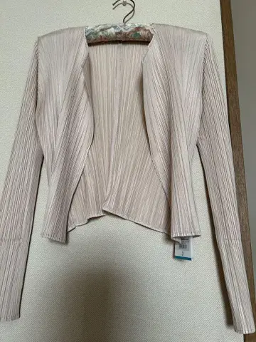 PLAISIR 플리츠 가디건 베이지