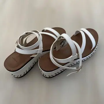 인디비 웨지솔 샌들 화이트 22.5cm