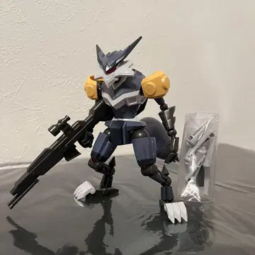 골판지 전기 LBX 헌터