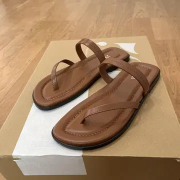 자라 브라운 플립플랍 36