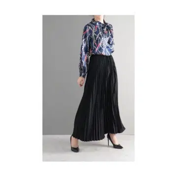 Sawa a la mode 히라토 마치 스커트 같은 플리츠 팬츠