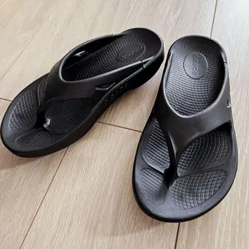 우포스